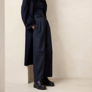 NEW Banana Republic Navy Blue Cruz Wide-Leg Hi-Rise Pleated Cotton Chino Pant 10